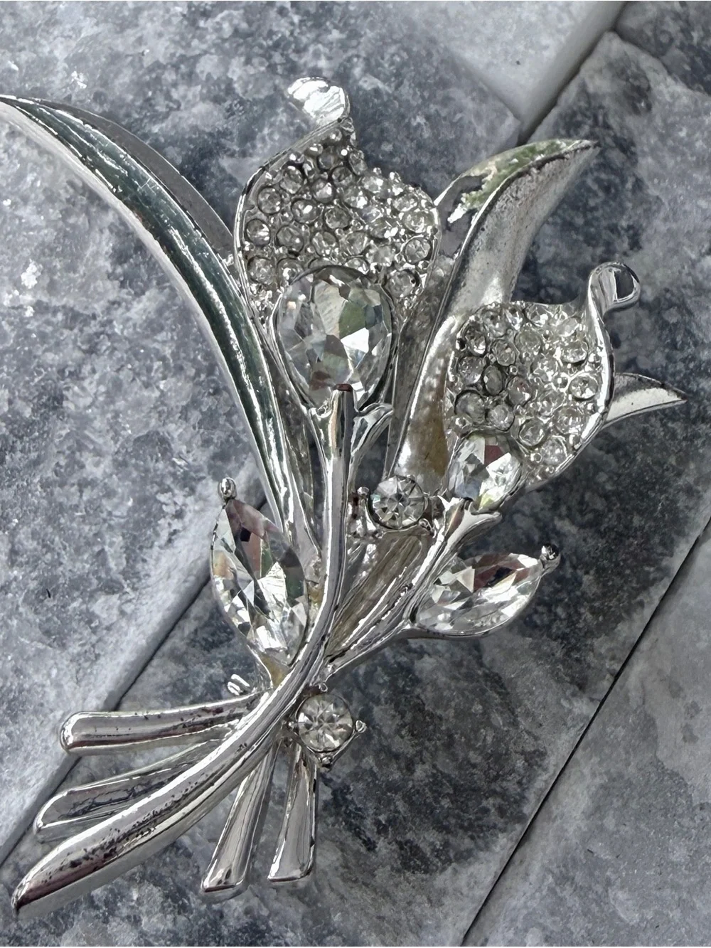 Vintage NAPIER Signed Calla Lily Bouquet Brooch